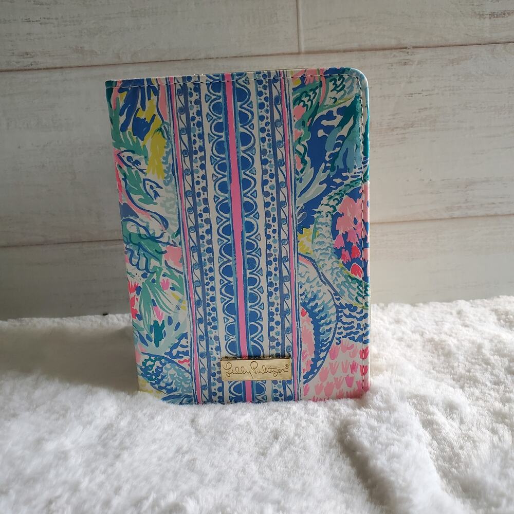 Lilly Pulitzer Passport Cover